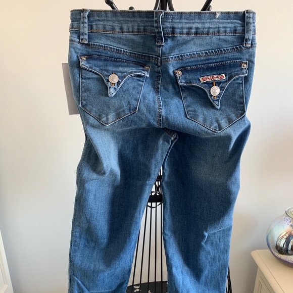 Capris - Picture 2 of 3